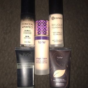 Foundation Lot plus bonus primer!